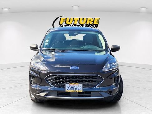 Certified 2022 Ford Escape SE w/ Convenience Package FWD image 4