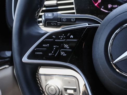 Used 2024 Mercedes-Benz GLE 350 4MATIC image 23