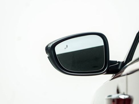 Used 2018 Honda Accord Touring image 15