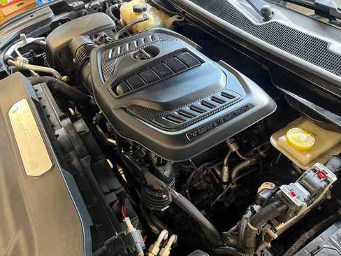 Used 2023 Jeep Wagoneer L Series III w/ Premium Group I AWD/4WD image 36