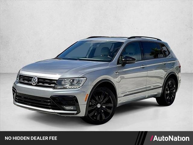 Used 2020 Volkswagen Tiguan SE R-Line FWD image 1
