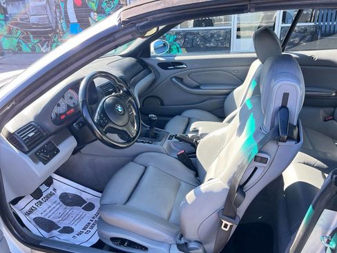 Used 2002 BMW M3 Convertible image 8