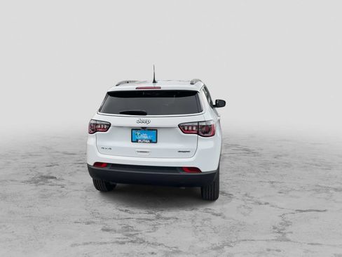 New 2026 Jeep Compass Latitude image 7