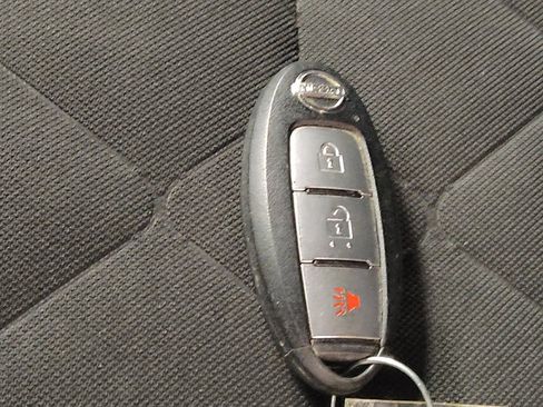 Used 2020 Nissan Kicks S FWD image 27