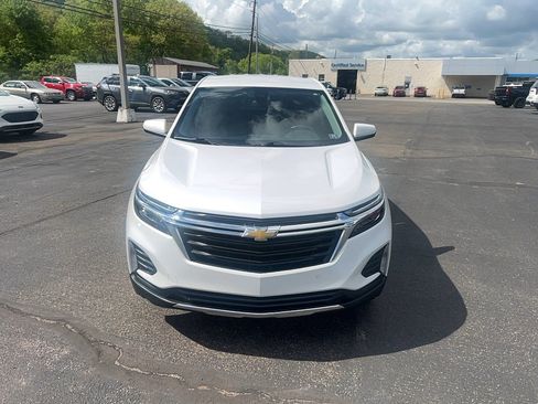 Used 2022 Chevrolet Equinox LT image 2