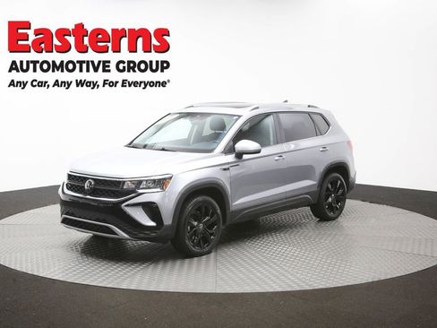 Used 2024 Volkswagen Taos SE FWD image 55