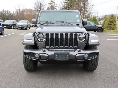 Used 2021 Jeep Wrangler Unlimited Sahara image 2
