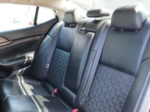 Used 2017 Nissan Maxima Platinum image 18
