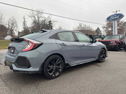 Used 2019 Honda Civic Sport Touring image 6