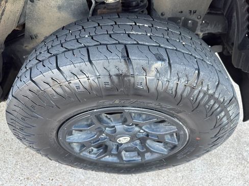 Used 2021 Toyota Tacoma SR5 image 18