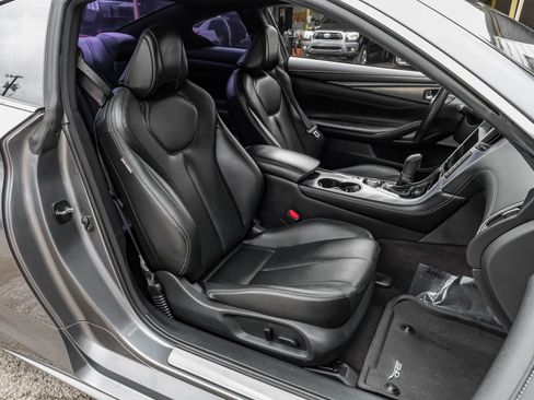 Used 2017 INFINITI Q60 3.0t w/ Premium Plus Package 3.0T image 37