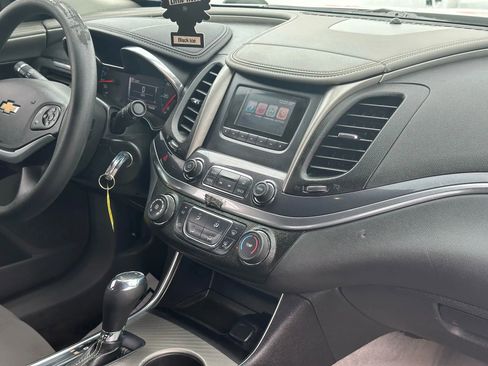 Used 2016 Chevrolet Impala LS image 28