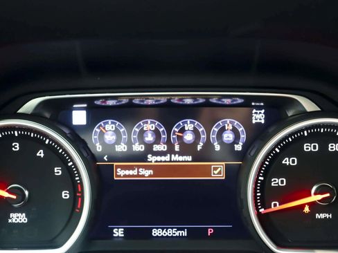 Used 2021 Chevrolet Tahoe High Country w/ Premium Package image 21