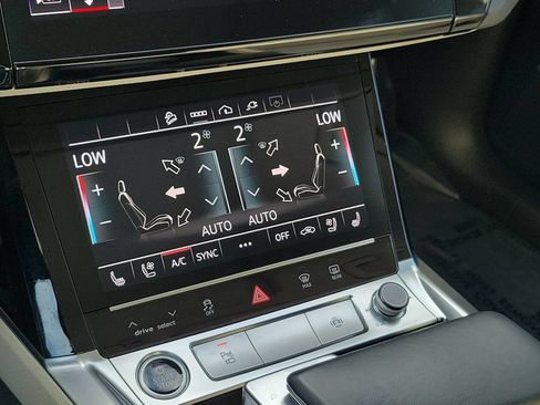 Used 2024 Audi Q8 e-tron Premium Plus w/ Premium Plus Package AWD/4WD image 13