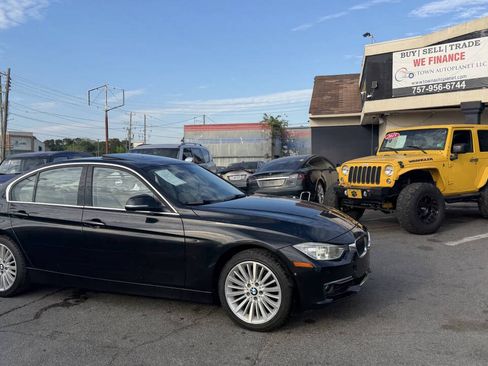 Used 2013 BMW 328i xDrive Sedan AWD/4WD image 14
