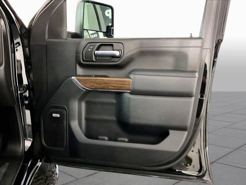 Used 2023 Chevrolet Silverado 2500 High Country w/ Z71 Off-Road Package AWD/4WD image 22