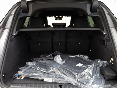 New 2026 BMW iX xDrive60 w/ Executive Package image 19