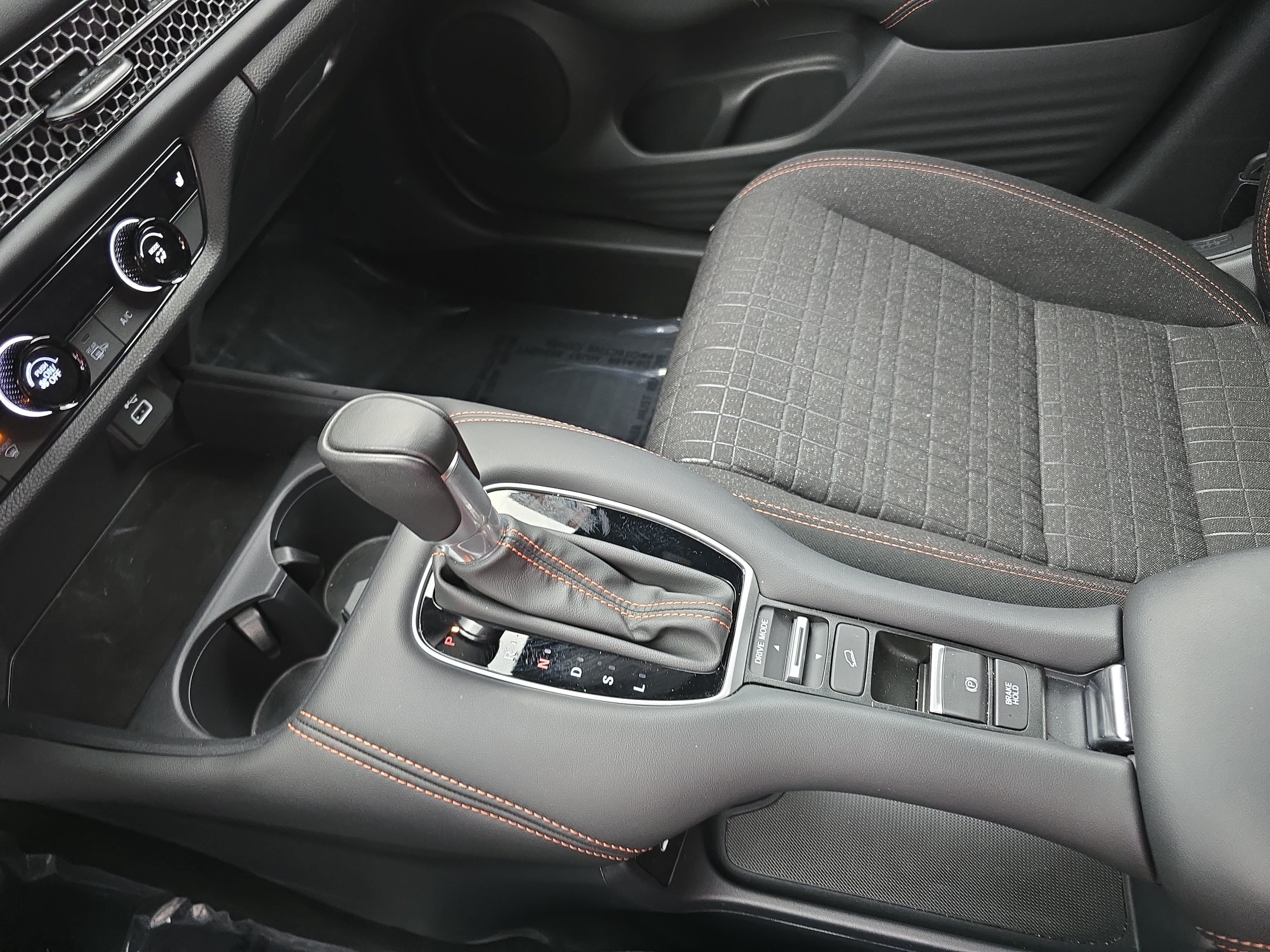 Used 2025 Honda HR-V Sport image 24
