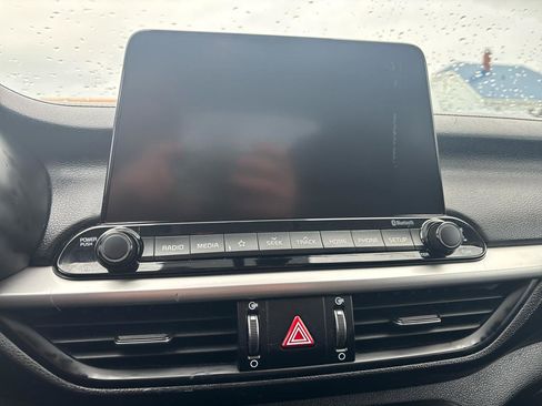 Used 2020 Kia Forte LXS image 25