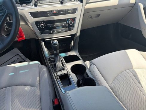 Used 2015 Hyundai Sonata SE FWD image 15
