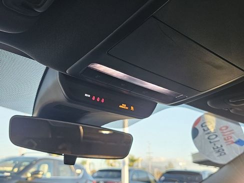 Used 2019 MAZDA MAZDA3 Base image 28