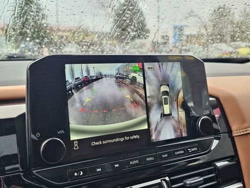 New 2025 Nissan Pathfinder Platinum image 22