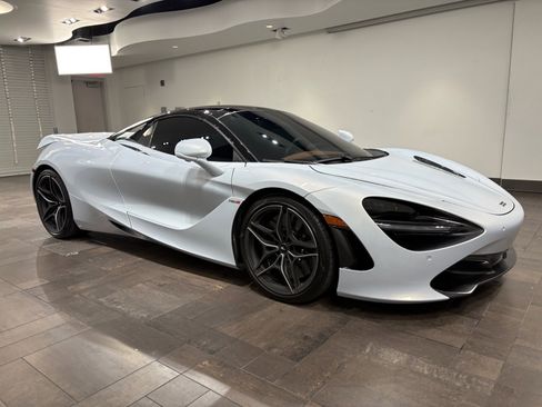 Used 2020 McLaren 720S Luxury image 23