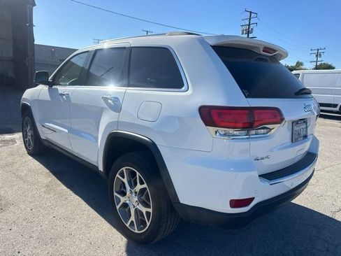 Used 2021 Jeep Grand Cherokee Limited w/ Sun & Sound Group AWD/4WD image 7