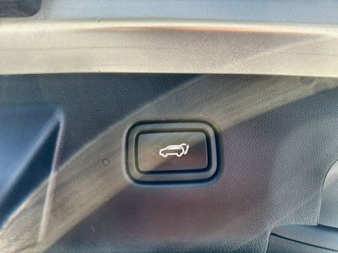 Certified 2022 Hyundai Tucson SEL w/ Cargo Package AWD/4WD image 36
