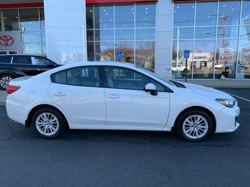 Used 2017 Subaru Impreza 2.0i Premium image 2