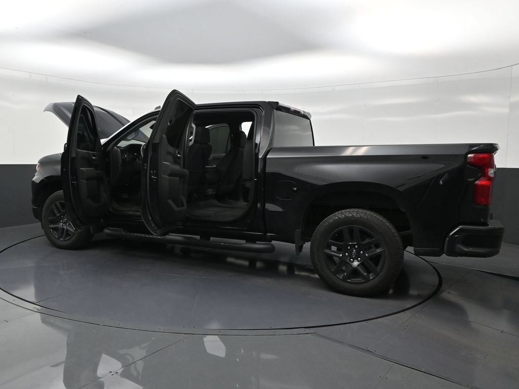 Used 2024 Chevrolet Silverado 1500 Custom w/ Turbomax Blackout Package RWD image 31