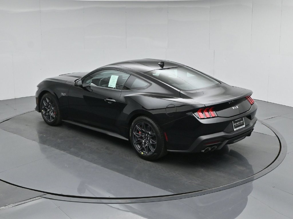 New 2026 Ford Mustang GT Premium w/ GT Performance Package RWD image 40