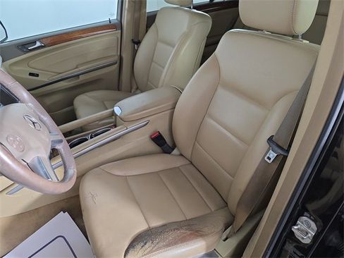 Used 2009 Mercedes-Benz ML 350 4MATIC image 4