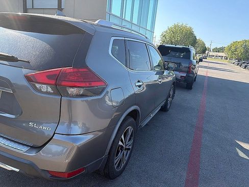 Used 2017 Nissan Rogue SL w/ SL Premium Package AWD/4WD image 5
