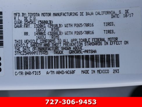 Used 2017 Toyota Tacoma TRD Off-Road AWD/4WD image 27