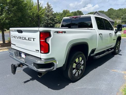 Used 2024 Chevrolet Silverado 2500 LTZ w/ LTZ Convenience Package AWD/4WD image 27