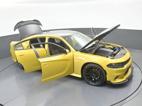 Used 2021 Dodge Charger R/T image 64