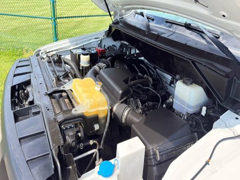 Used 2020 Nissan NV 2500 SV w/ Navigation Package RWD image 18
