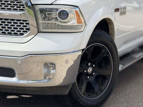 Used 2016 RAM 1500 Laramie w/ Convenience Group image 8