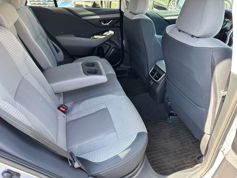 Used 2025 Subaru Outback Premium image 11