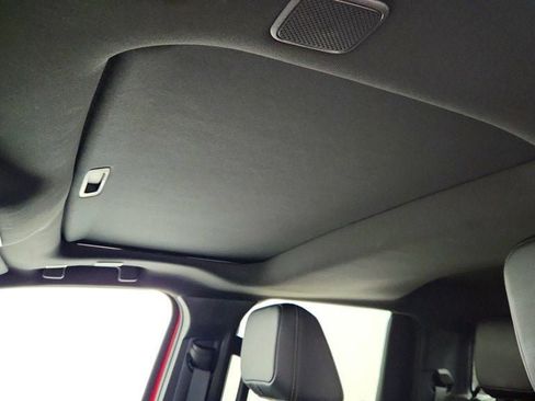 Used 2024 Toyota Tacoma Limited w/ Limited Package (LT) image 12