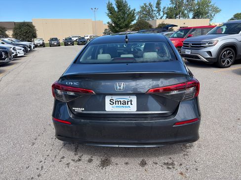 Certified 2023 Honda Civic EX image 6
