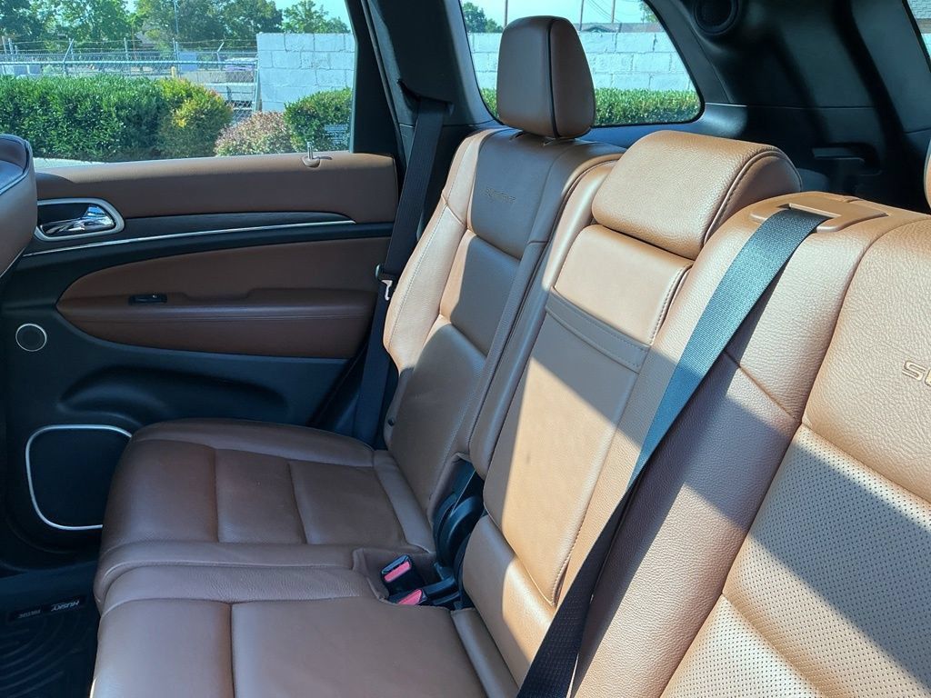 Used 2020 Jeep Grand Cherokee Summit AWD/4WD image 25