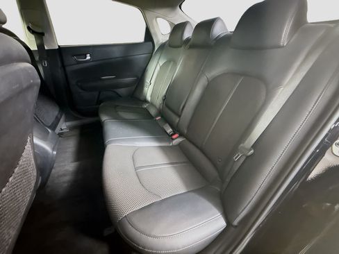 Used 2020 Kia Optima S FWD image 25