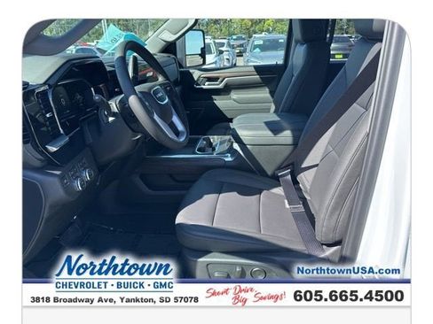 New 2026 GMC Sierra 2500 SLT w/ SLT Convenience Package image 11