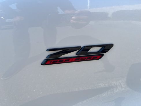 Used 2023 Chevrolet Corvette Stingray Premium Cpe RWD image 2