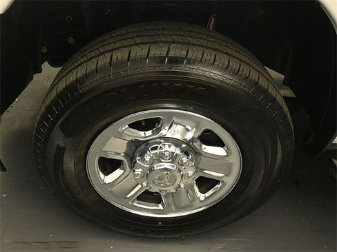 Used 2021 RAM 2500 Big Horn image 15