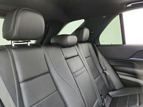 Used 2025 Mercedes-Benz GLE 450 4MATIC image 26