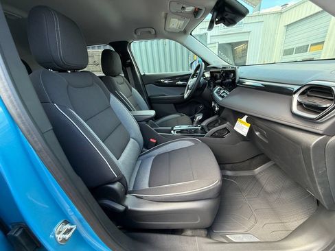 New 2026 Chevrolet TrailBlazer LT w/ Convenience Package AWD/4WD image 24