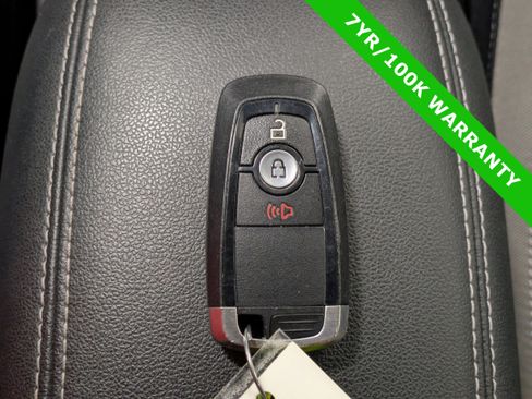 Used 2022 Ford Escape SE image 33